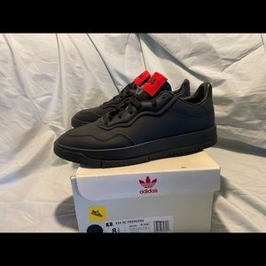 Size 8.5 mens Adidas 424 SC premier NWT BNIB